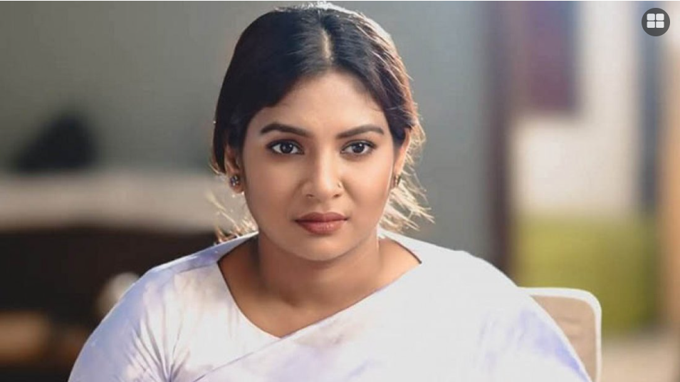 নীলা ইসরাফিল