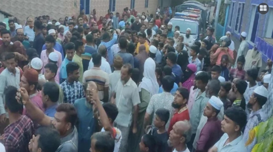 মাদ্রাসা শিক্ষককে কুপিয়ে হত্যা, মানুষের পিটুনিতে প্রাণ গেলো হামলাকারীর